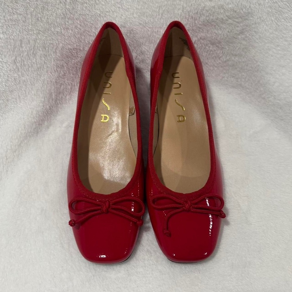 Unisa Red Patent Leather Flats with Bow